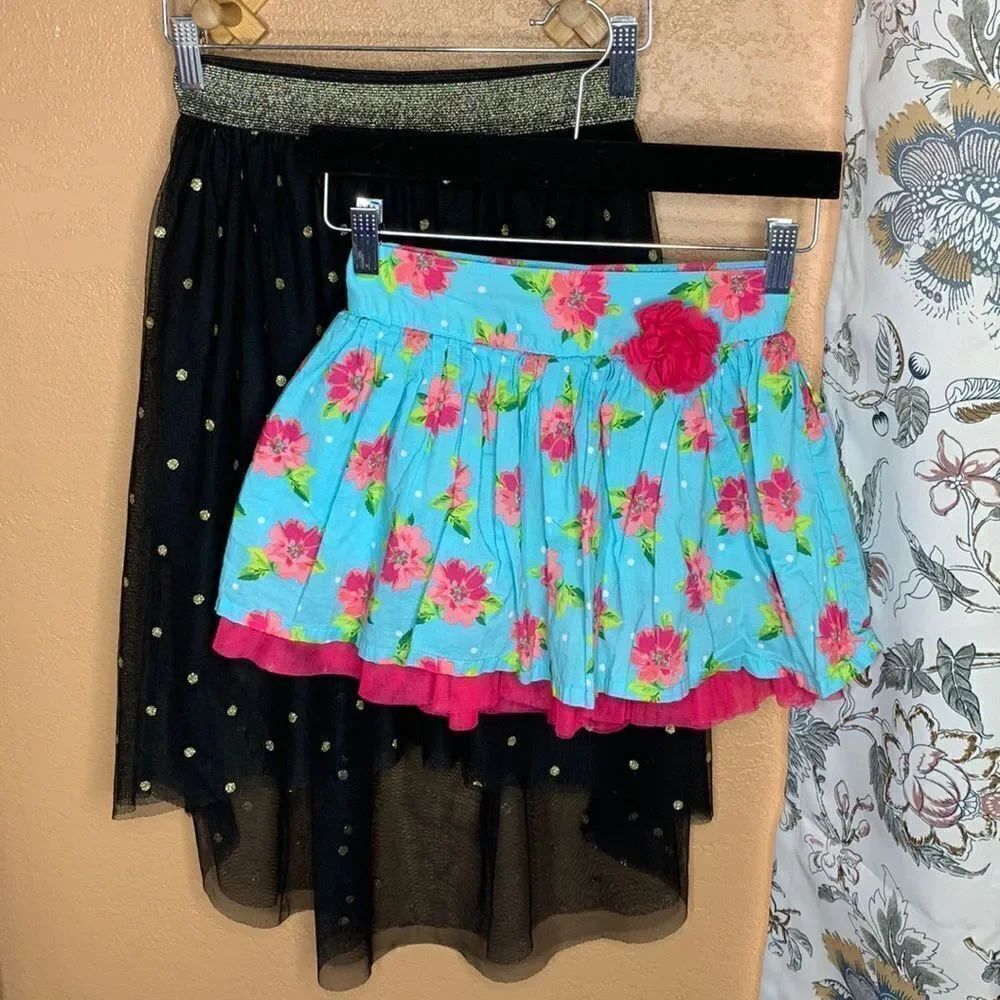 Cherokee & Xhilaration Girls Skirt Bundle Size M-7/8